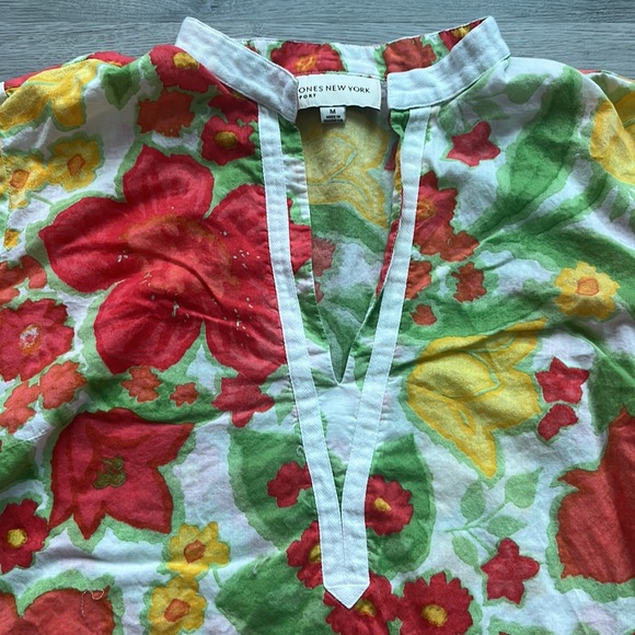 Jones New York Hawaiian Shirt - Picture 2 of 6